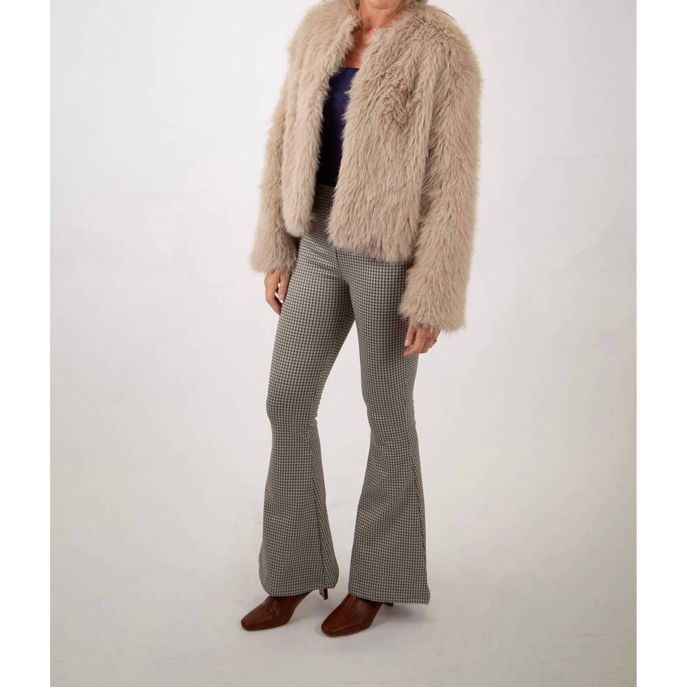 NEW MIOU MUSE faux fur cropped jacket in stone - Picture 7 of 7